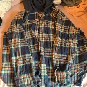 American eagle oversized hoodie flannel